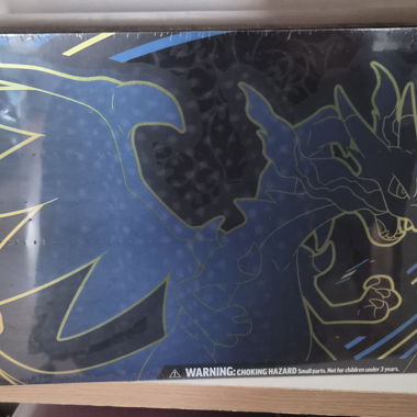 Mega Charizard X EX Sammelbox