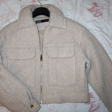 Giacca corta beige Zara