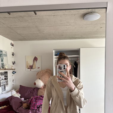 dünne Jacke