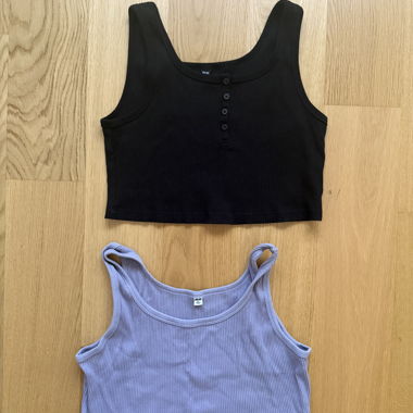 Uniqlo Ribbed Crop Tops