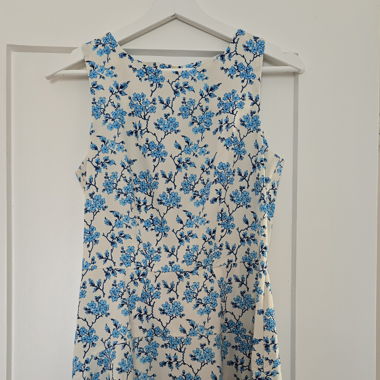 Floral dress by Closet London
