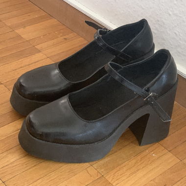 Chaussure à talons 