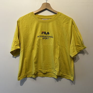 Gelbes Fila T-Shirt