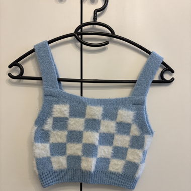 Blau karierter Strick-Crop-Top
