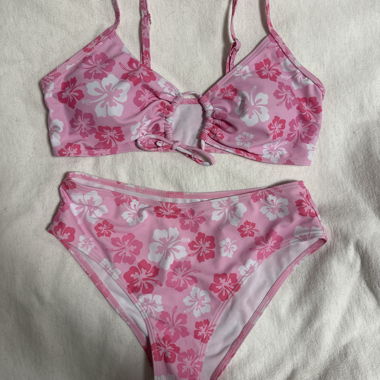 SHEIN - Unworn Pink Floral Bikini Set M