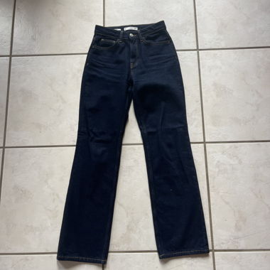 Jeans foncés de Mango