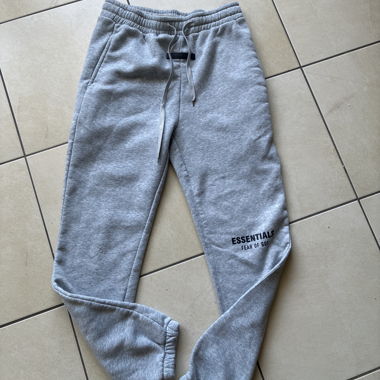 Pantalon de jogging gris Essentials