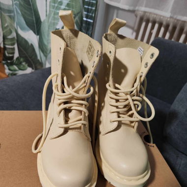 Dr. Martens Damen Stiefel
