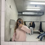 josi_clothes