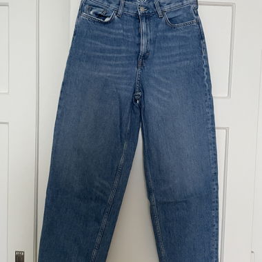 Jeans COS taille haute Gr. 27