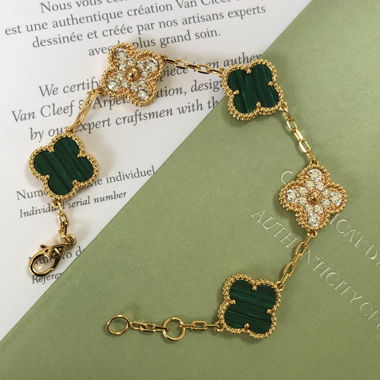 Bracelet Guilloché Authentique en Or 18 Carats
