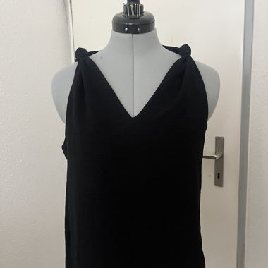 Black sleeveless top