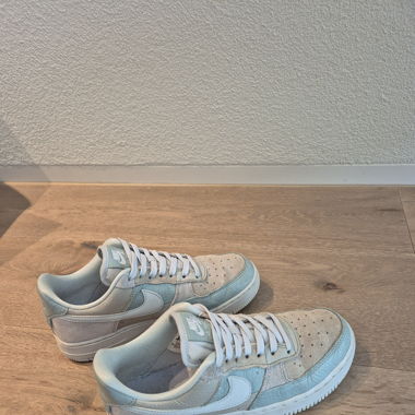 Nike Air Force 1 07 Low Damen 38