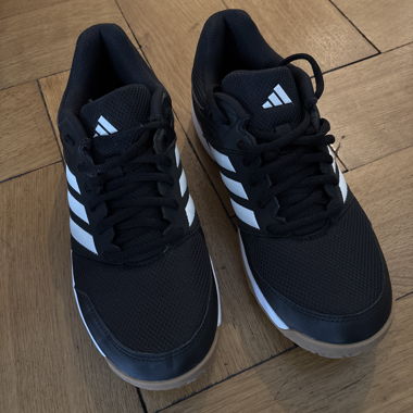 Adidas indoor trainers, size 41 1/3