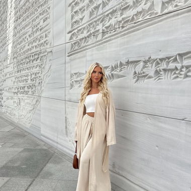 Beige 2-piece set Vacay