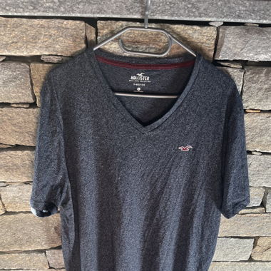 Hollister T-Shirt