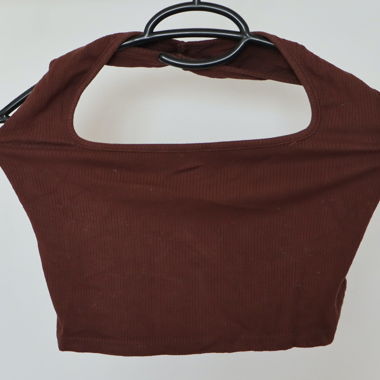 Top corto SHEIN marrone