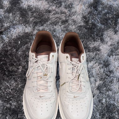 Nike Air Force 1 Luxe 45