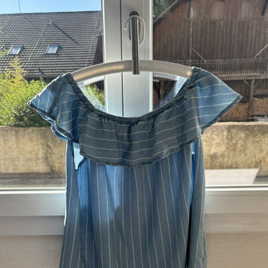 Top blu a righe