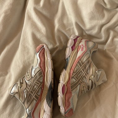 ASICS Gel-NYC, Cream Mineral Beige Pink