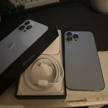 Apple iPhone 13 Pro Max, Sale for Students