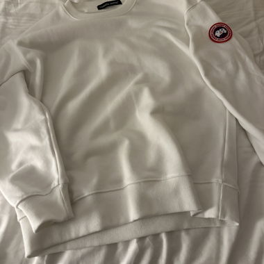 Canada Goose pullover