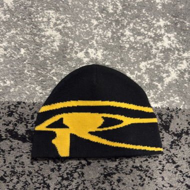 Bonnet marque aléatoire