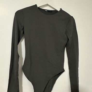 Zara Body in waldgrün