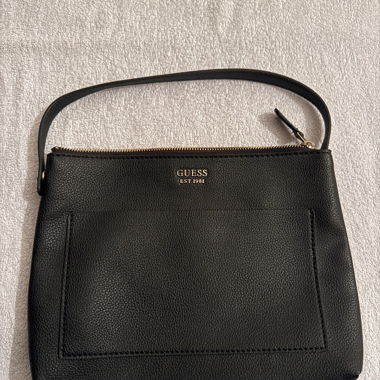 Sac pochette noir Guess