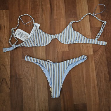 Bikini Ober- und Unterteil von Pull&Bear
