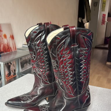 Cowboy Boots 