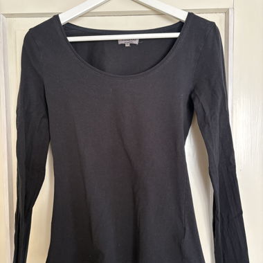 Schwarzes Longsleeve