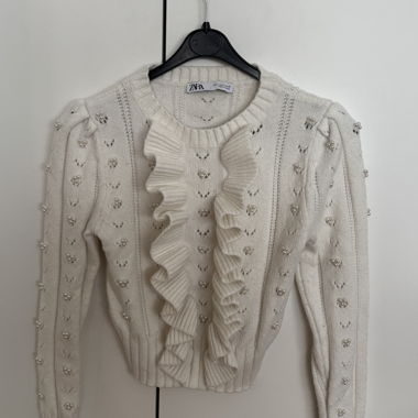 Maglione lavorato a maglia con volant Zara
