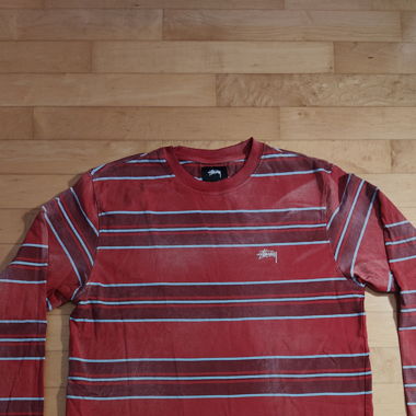 Stüssy striped red