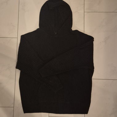 Felpa con Cappuccio in Maglia Nera