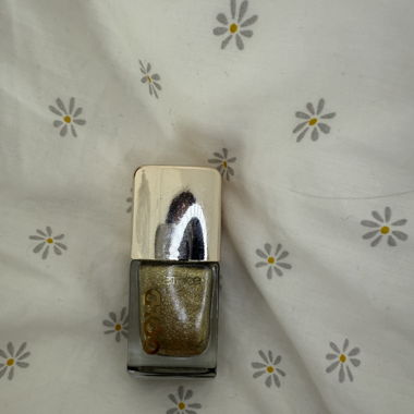 Nagellack Gold
