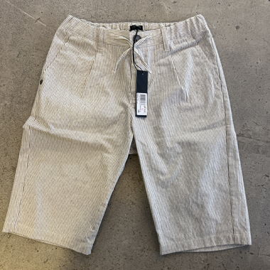 IKKS Shorts 14 years NEW 