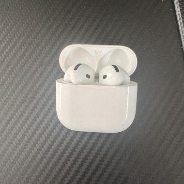 AirPods mit Ladecase