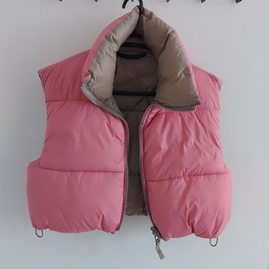 Reversible sleevesless puffer jacket
