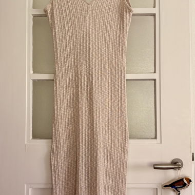 Ribbed Knit Midi Dress