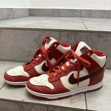 Nike Dunks