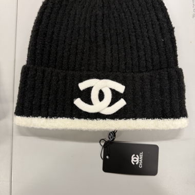 Cuffia Chanel