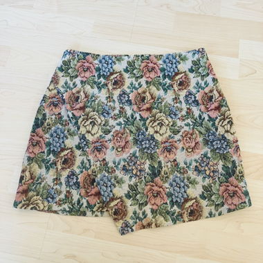 Vintage Skirt flowers Print Size 40