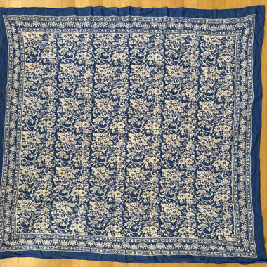 Gros foulard très délicat en bleu cobalt