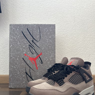AIR JORDAN 4 RETRO BLACK/BROWN