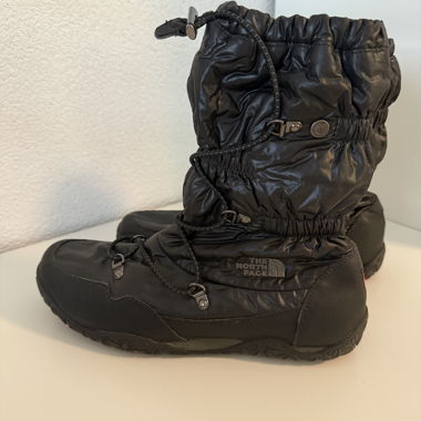 The North face boots