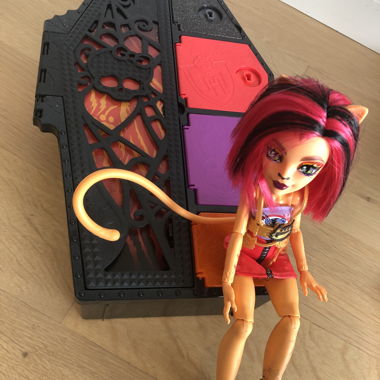 Monster High Figurine