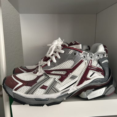 Balenciaga runners
