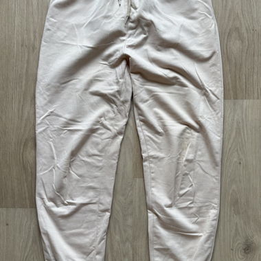 Beige Sweatpants mit Bündchen