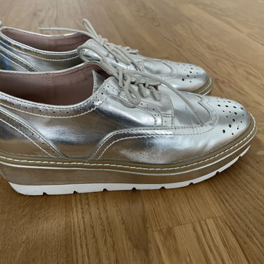 Chaussures argentées